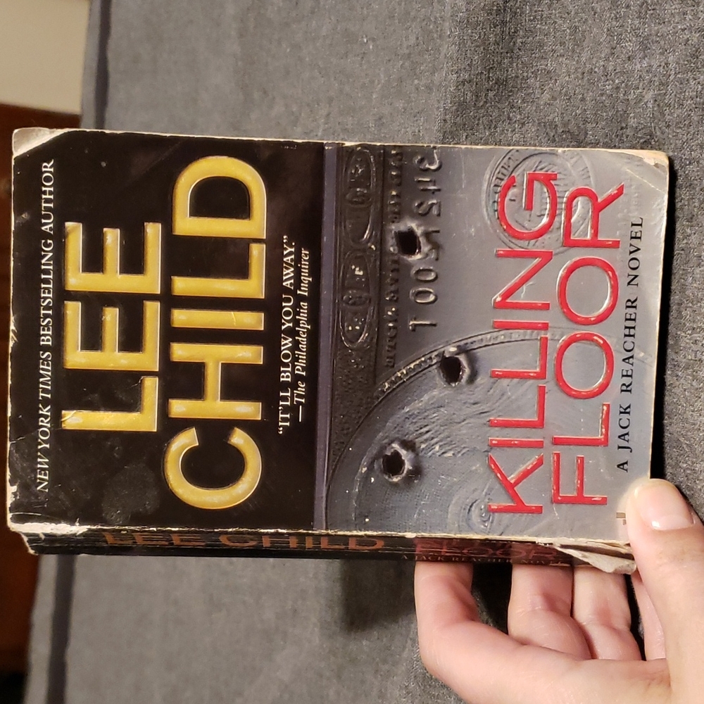 Jack Reacher, Killing Floor paperback book.